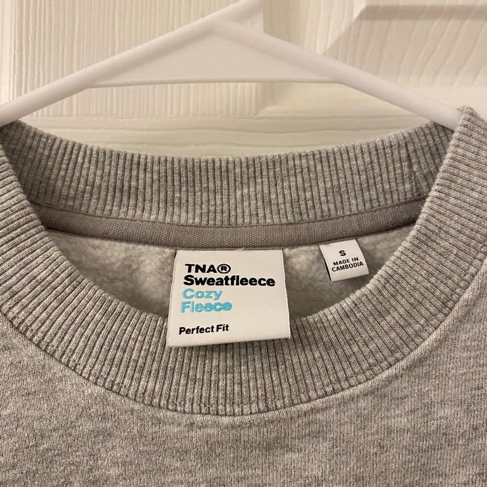 Aritzia TNA Cozy Fleece Crewneck Sweater in Gray
